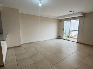Departamento · 80m² · 3 Ambientes · Semi Piso 2 Dorm, 2 Baños y Balcón en Venta - B° Alto Alberdi
