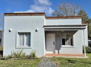 Casa · 75m² · 3 Ambientes · Casa en Venta - 2 Dorm. 1 Baño - Costa del Este