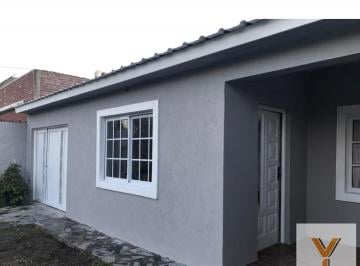 Casa · 80m² · 3 Ambientes · Casa en Venta - 2 Dorm. 1 Baño - Monte Grande