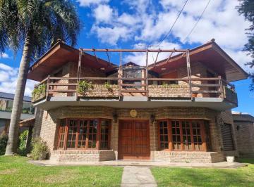 Casa · 206m² · 4 Ambientes · 1 Cochera · Casa en Venta en Mapuche Cc Frente Al Golf
