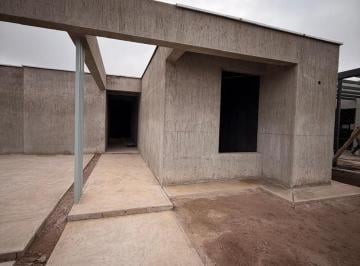 Casa · 120m² · 4 Ambientes · 2 Cocheras · Casa en Obra Gruesa Lar de Terrada