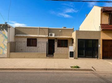 Casa · 140m² · 4 Ambientes · Casa + Oficina en Juan Xxiii N 715