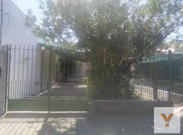 Casa · 124m² · 3 Ambientes · 1 Cochera · Casa en Venta - 3 Dorm. 2 Baños Cochera - 463 m² - San Miguel del Monte, Buenos Aires