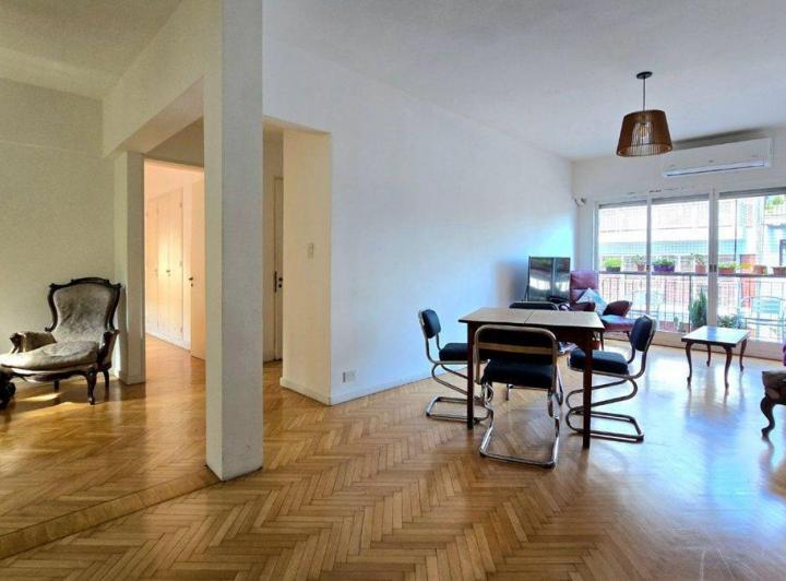 Venta Departamento 4 Ambientes en Balvanera