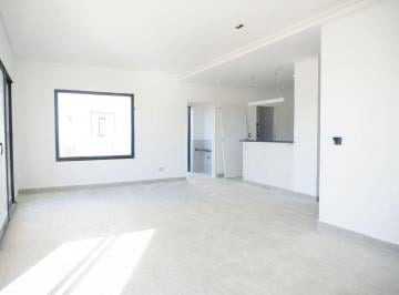 Casa · 154m² · 4 Ambientes · 2 Cocheras · Casas en Venta en Barrio Privado en Pilar