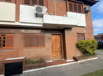 Casa · 80m² · 3 Ambientes · 1 Cochera · Casa Duplex 3 Ambientes con Cochera Ezpeleta