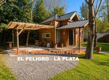 Casa · 40m² · 1 Ambiente · Venta Quinta con Pileta en El Peligro, La Plata
