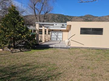 Casa · 181m² · 4 Ambientes · 2 Cocheras · Venta Casa 2 Dorm con Pileta en El Dorado 1