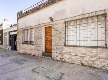 Casa · 75m² · 4 Ambientes · Casa en Venta Montecastro 4 Ambientes