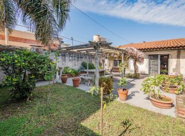 PH · 116m² · 4 Ambientes · 1 Cochera · Venta PH 4 Ambientes con Patio y Parrilla