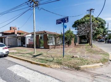 Casa · 192m² · 4 Ambientes · 1 Cochera · Venta Casa a Refaccionar Ciudad Evita Oportunidad