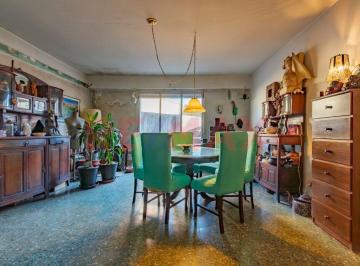 Departamento · 75m² · 3 Ambientes · Venta Depto 3 Amb con 2 Patios en Paternal