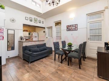 PH · 69m² · 3 Ambientes · Venta PH 4 Amb con Terraza y Parrilla en Pompeya
