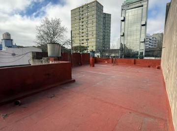PH · 153m² · 6 Ambientes · PH a Refaccionar con Terraza Propia