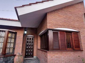 Casa · 128m² · 5 Ambientes · Venta Casa 3 D - Apta Cred Bco Nac - B° Observatorio