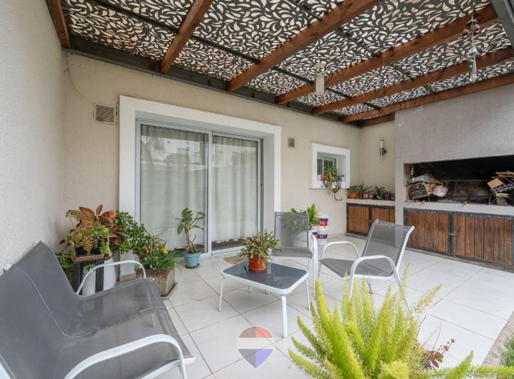 PH · 142m² · 4 Ambientes · 1 Cochera