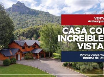 Casa · 273m² · 4 Ambientes · 1 Cochera · Casa Sobre El Golf en Arelauquen