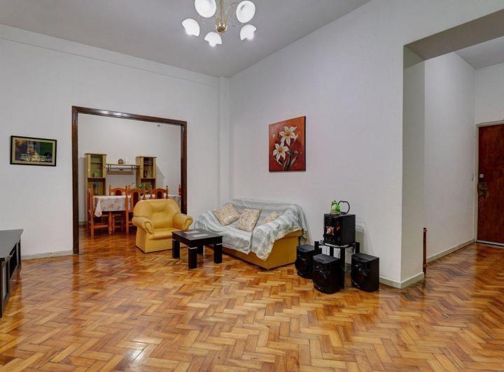 Venta Departamento 4 Amb, Muy Amplio, Zona Uade