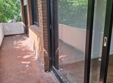 Departamento · 61m² · 3 Ambientes · Depto 3 Amb Fte, Bcon, Toil 69 m² - Pque Chacabuco