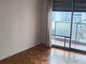 Departamento · 32m² · 2 Ambientes · Venta 2 Amb Luminoso con Balcón en Balvanera