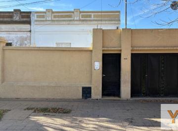 Casa · 100m² · 3 Ambientes · Casa en Venta - 2 Dorm. 1 Baño - Pergamino