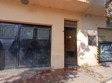Casa · 150m² · 3 Ambientes · 1 Cochera · Venta Casa 3 Amb. con Local en Pablo Podesta