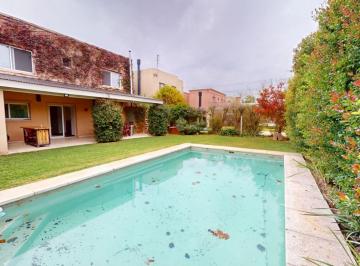 Casa · 197m² · 5 Ambientes · Venta Casa 5 Amb Apto Cred Barancas de Sta. Maria