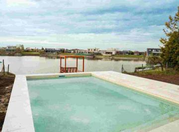 Casa · 130m² · 4 Ambientes · 1 Cochera · Venta Casa San Sebastian a La Laguna A. 10 Pilar