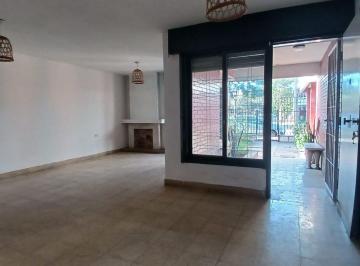 Casa · 188m² · 7 Ambientes · 1 Cochera · Venta Casa 3 Dormit Barrio Maipu