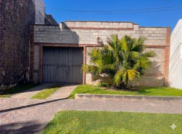 Bodega-Galpón · 361m² · Venta Lote y Galpón Barrio Rogelio Martinez 462 m²