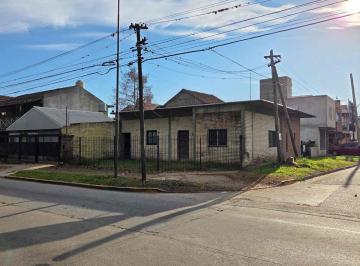 Casa · 129m² · 5 Ambientes · 4 Cocheras · Venta Casa 4 Dorm. Villa Tesei Apto Credito