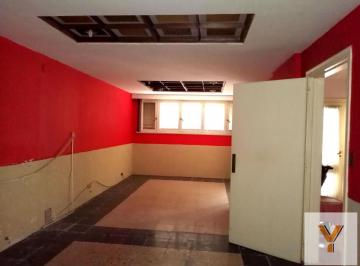 Casa · 420m² · 5 Ambientes · 1 Cochera · Casa en Venta - 4 Dorm. 4 Baños - Avellaneda