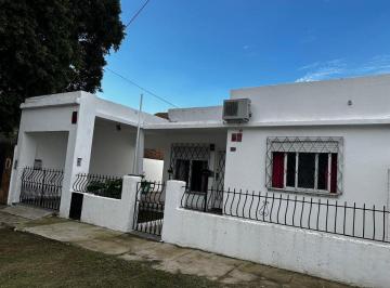 Casa · 90m² · 3 Ambientes · 1 Cochera · Venta Casa 3 / 4 Amb El Palomar