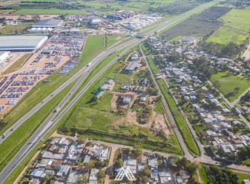 Depósito · 3330m² · Venta de Gran Predio con Depósitos - Oficinas Ruta 1
