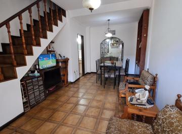 Casa · 56m² · 3 Ambientes · 1 Cochera · Duplex 3 Ambientes en Lomas del Mirador