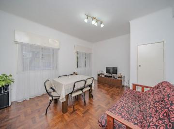 Casa · 150m² · 2 Ambientes · 1 Cochera · Venta Casa 3 Amb con Coch + Local Permuta San Martin