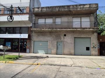 Casa · 160m² · 4 Ambientes · 3 Cocheras · Venta Casa 420 m² 4 Amb Caseros Gran Galpon Parque