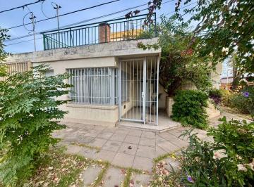 Casa · 157m² · 4 Ambientes · 1 Cochera · Casa en Venta Enpergamino
