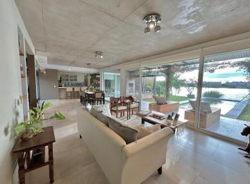 Casa · 255m² · 5 Ambientes · 1 Cochera · Casa Venta 5 Amb El Canton Puerto Escobar Laguna