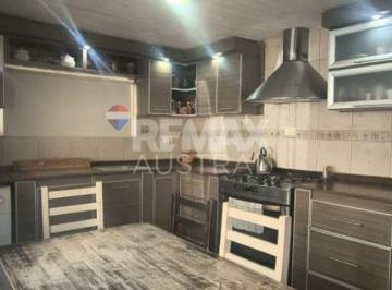 Casa · 195m² · 11 Ambientes · 4 Casas en Venta B° Bella Vista Sur