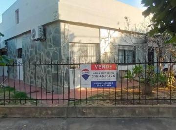 Casa · 128m² · 4 Ambientes · Venta Casa 3 Dorm. San Nicolás