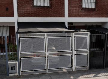 Casa · 54m² · 3 Ambientes · 1 Cochera · Venta Duplex 3 Amb Excelente Ubicacion