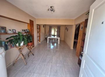 Casa · 333m² · 5 Ambientes · 1 Cochera · Casa 4 Dorm. Villa El Libertador