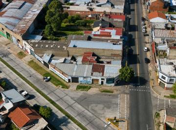 Bodega-Galpón · 263m² · Venta Esquina Comercial en Villa Dominico