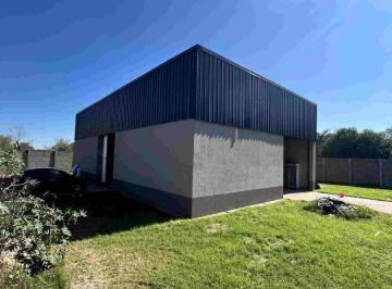Bodega-Galpón · 250m² · Venta Galpon con Amplio Lote Ibarlucea