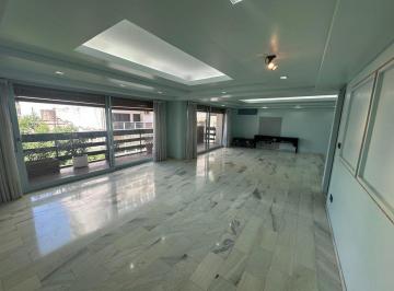 Departamento · 171m² · 5 Ambientes · 1 Cochera · Depto 5 Ambientes en Venta en Flores Balcón Frente