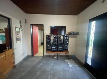 Casa · 68m² · 3 Ambientes · 1 Cochera · Venta 3 Amb. - Apta Credito