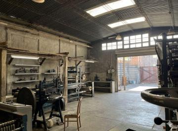 Bodega-Galpón · 137m² · Venta Galpón Industrial Loma Hermosa Apto Credito