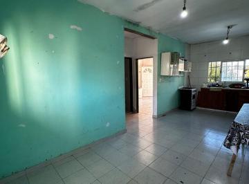 Casa · 100m² · 5 Ambientes · Venta Casa 4 Ambientes en Merlo