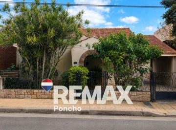 Casa · 205m² · 5 Ambientes · Se Vende Casa 5 Ambientes Chacabuco 936